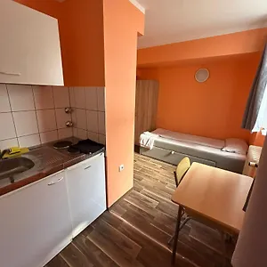 Budget Station Apartmenthostel Sen 14 Appartamento